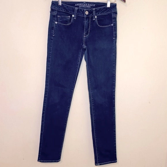 American Eagle Outfitters Denim - American Eagle Women’s Dark Denim Stretch Skinny Jeans Size 2
